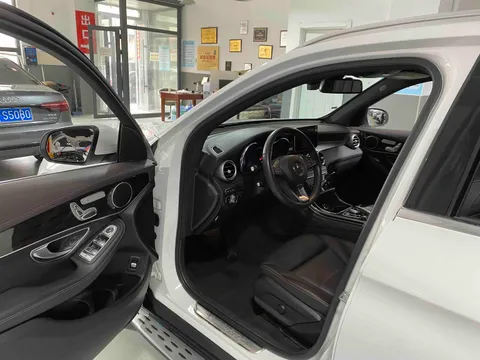 Mercedes-Benz Mercedes-Benz GLC