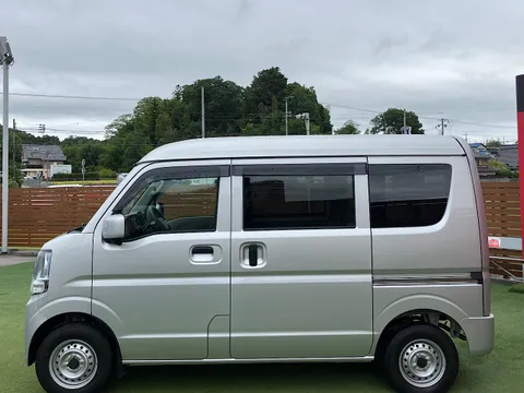 Nissan Clipper