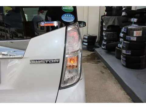 Mitsubishi eK Space Custom