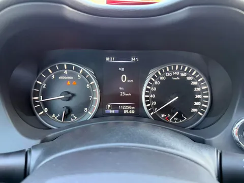 Infiniti Q50L