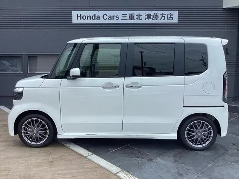 Honda N-BOX Custom
