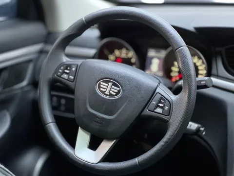 Bestune B50
