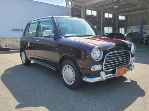 Daihatsu Mira Gino