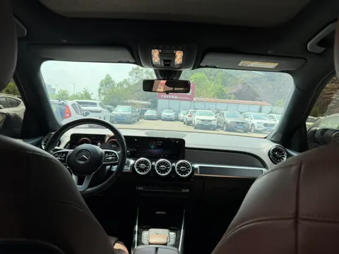 Mercedes-Benz GLB-Class