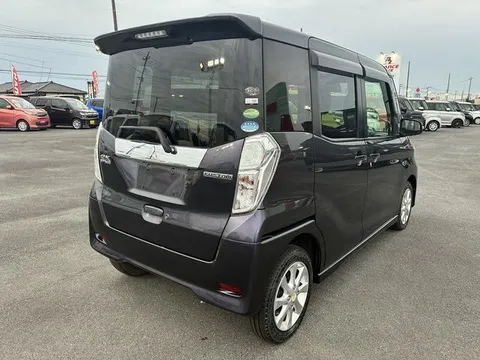 Mitsubishi eK Space Custom