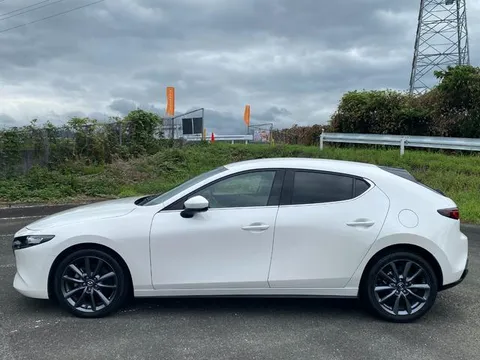 Mazda MAZDA3 Fastback