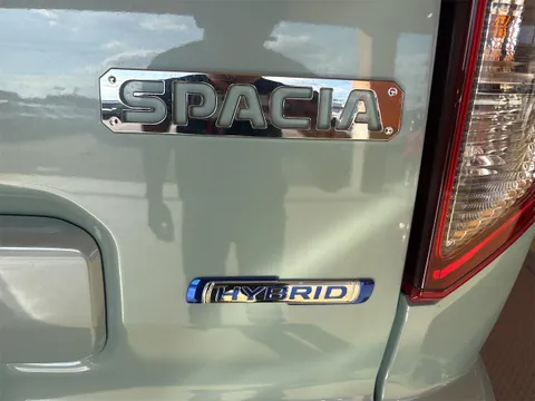 Suzuki Spacia