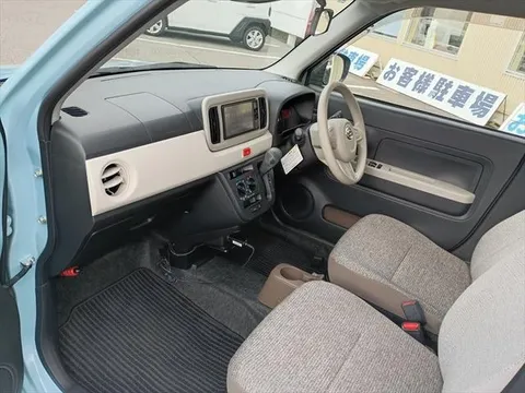 Daihatsu Mira Tocot