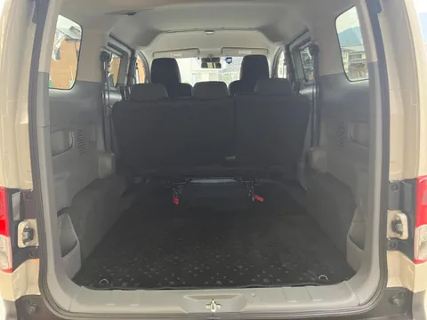 Nissan Vanette