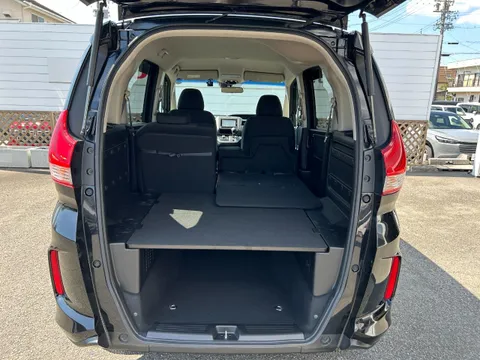 Honda Freed Plus