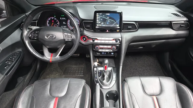 Hyundai Veloster