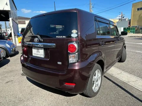 Toyota Corolla Rumion
