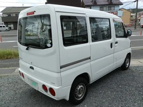 Mitsubishi Minicab Van