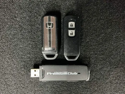 Honda N-BOX Slash