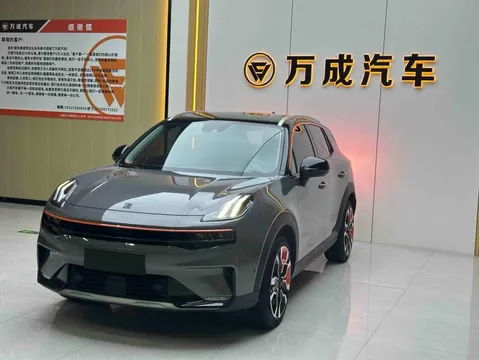 Lynk & Co Lynk & Co 06