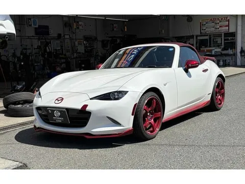 Mazda MX-5 (Roadster)