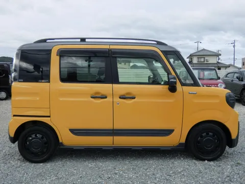 Suzuki Spacia Gear