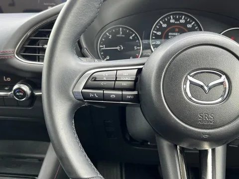 Mazda MAZDA3 Sedan