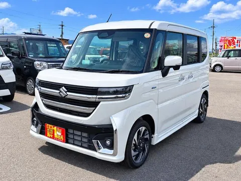 Suzuki Spacia Custom