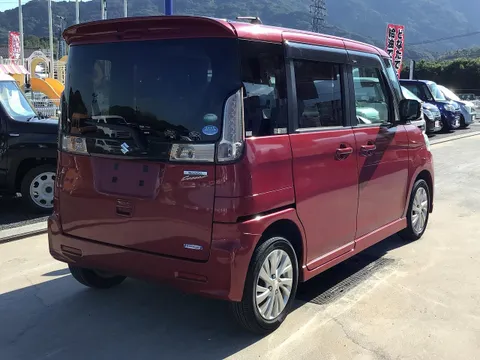 Suzuki Spacia