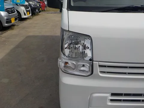 Nissan Clipper