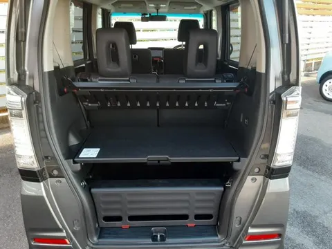 Honda N-BOX Plus Custom
