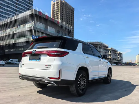 Changan CS95