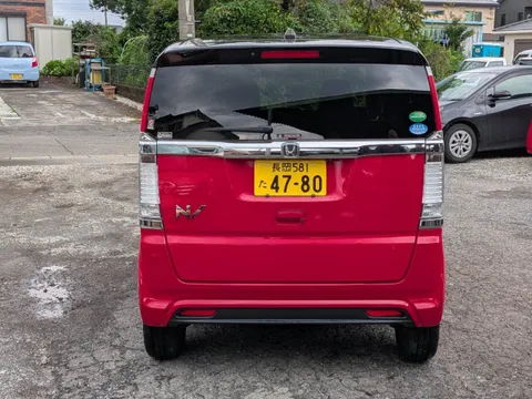 Honda N-BOX Slash