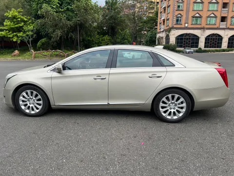 Cadillac XTS