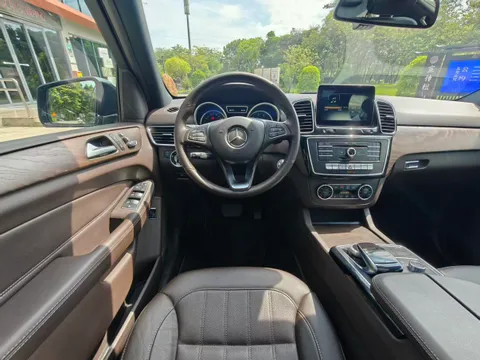 Mercedes-Benz GLE-Class