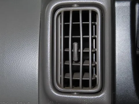Mitsubishi Minicab Van