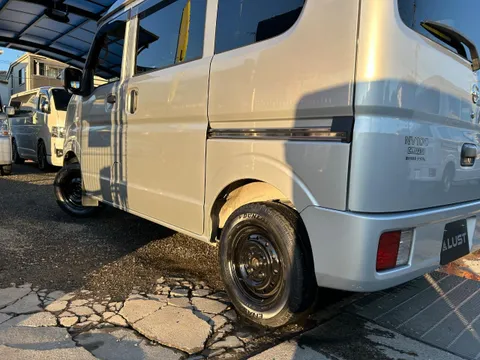 Nissan Clipper