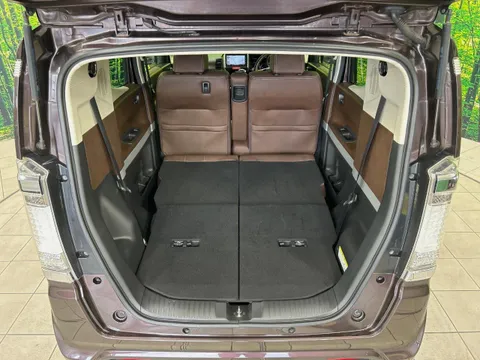 Honda N-BOX Slash