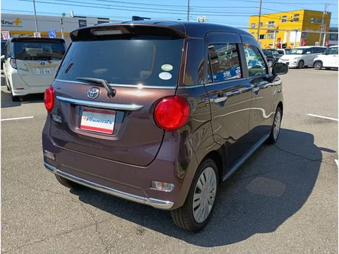 Toyota Pixis Joy