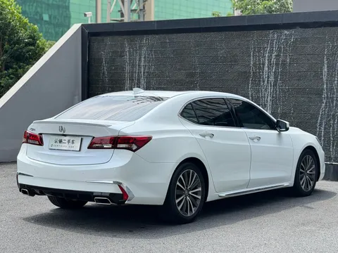 Acura TLX-L