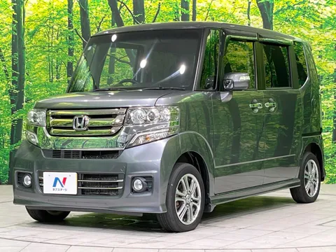 Honda N-BOX Custom