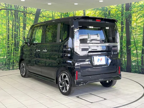 Suzuki Spacia Custom