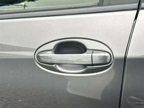 Toyota Yaris (Vitz)