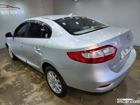 Renault SM3