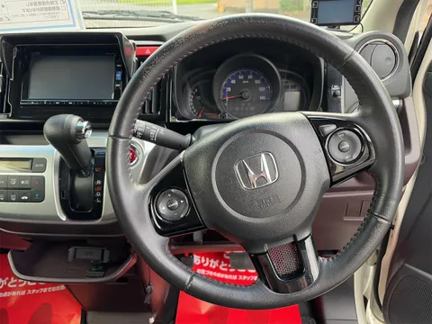 Honda N-WGN Custom