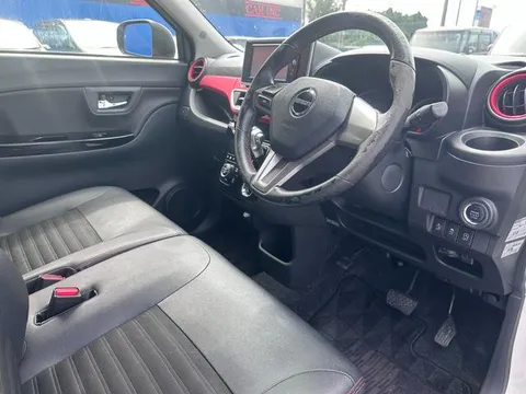 Toyota Pixis Joy