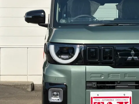 Mitsubishi Delica Mini