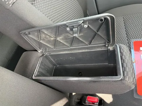 Toyota Pixis Mega