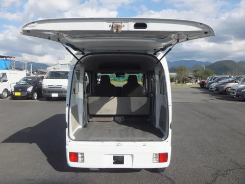 Nissan Clipper