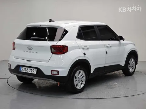 Hyundai Venue
