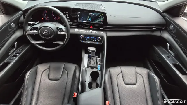Hyundai Elantra (Avante)