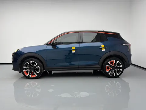 Lynk & Co Lynk & Co 06