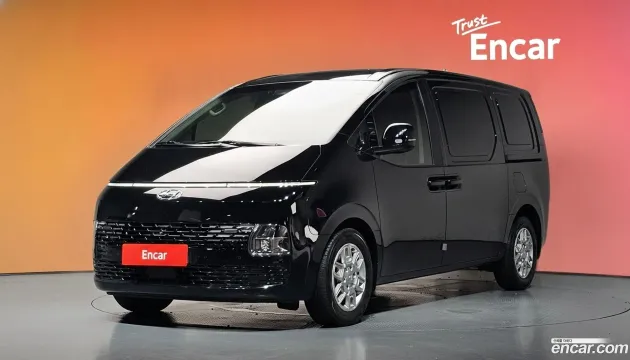 Hyundai Staria