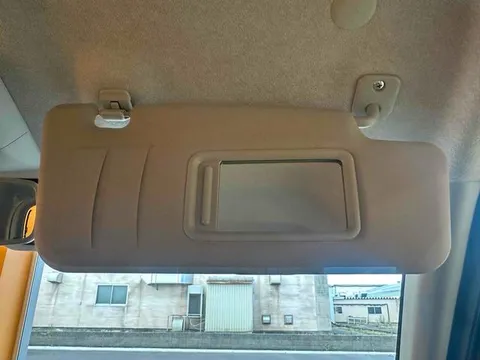 Daihatsu Mira Tocot