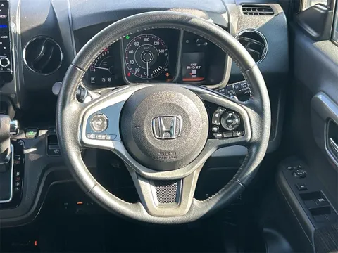 Honda N-WGN Custom